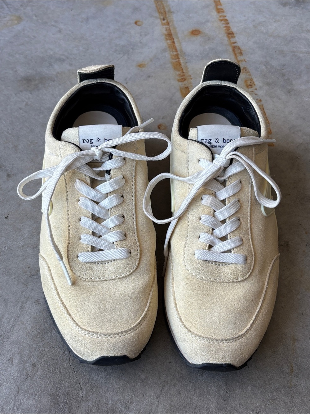 Rag & Bone Woman’s Suede Retro Runner Sneakers Cream Ivory Low Top Shoes size 38 - Picture 3 of 11